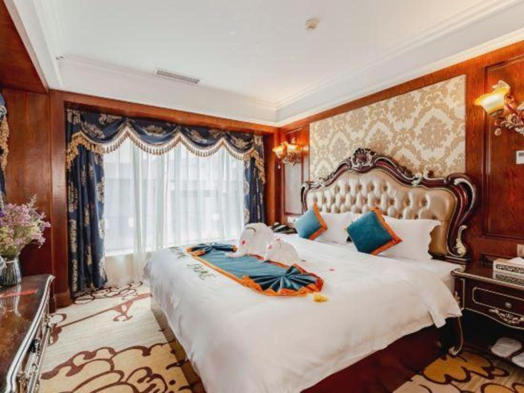 Chengdu French Theme Gold Palace Buitenkant foto