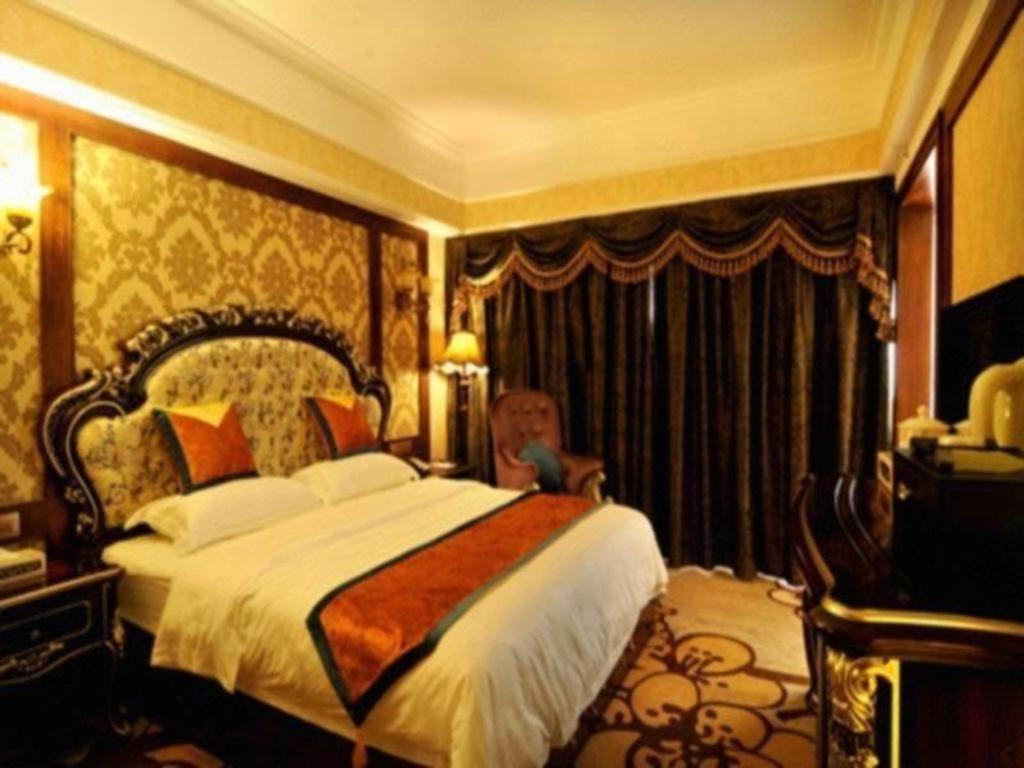 Chengdu French Theme Gold Palace Buitenkant foto