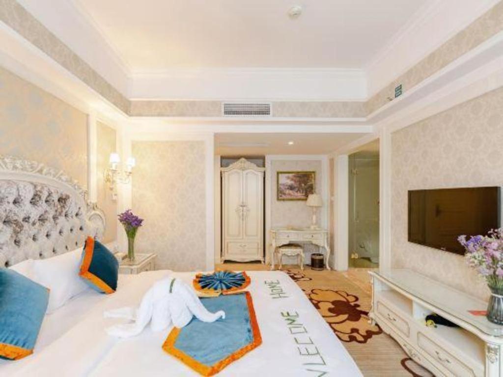 Chengdu French Theme Gold Palace Buitenkant foto